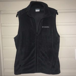 Columbia Vest- Black NWOT